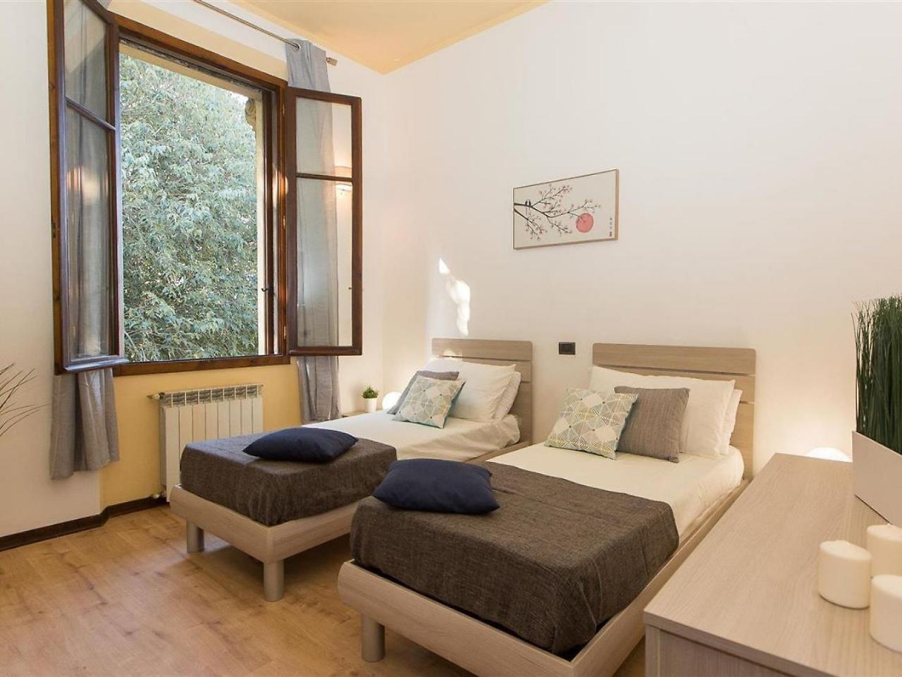 Rental In Rome Rosselli Palace Deluxe 4 Apartment Florence Exterior photo